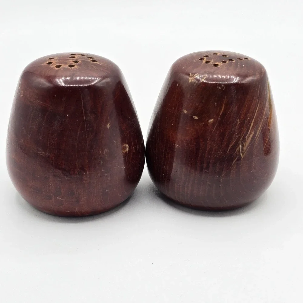Vtg Little Brown Wooden Egg Salt & Pepper Shaker Set Rustic‎ Farmhouse Country